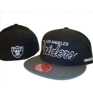 Los Angeles LA Raiders Mitchell & Ness Fitted Baseball Cap Hat Size 7 