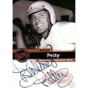   PETTY Signings Autograph   Signed NASCAR Cards
