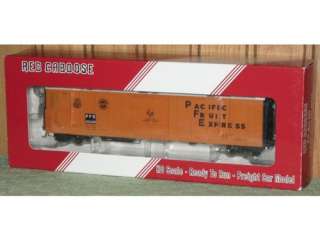 Red Caboose RR34551 R 70 15 Reefer PFE/Union Pacific/Southern Pacific 