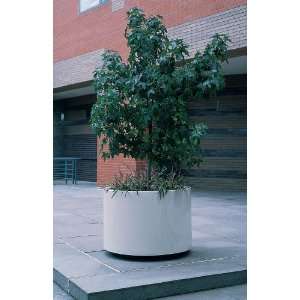  Rubbermaid Round Planter with Returned Rim 11 x 11 Patio 