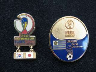 2002 FIFA WORLD CUP PIN BADGE JAPAN 2 PINS  