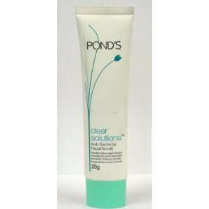  Ponds Clear Solutions Anti Bacterial Facial Scrub, 20 G 
