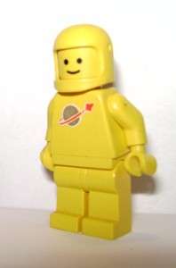 LEGO SPACE 70s figure personage yellow   personaggio spaziale giallo 