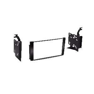   Fe Double DIN Stereo Installation Kit   2007 and Up