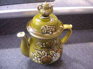 ROYAL SEALY VINTAGE COOKIE JAR GREEN TEAPOT  