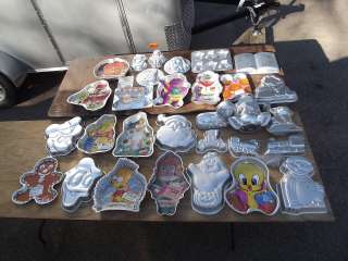 LOT OF 30 WILTON CAKE PANS DISNEY 3D COOKIE PAN AND MORE  