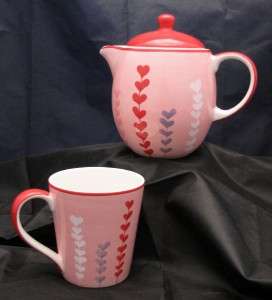 NEW 22 oz Pink Valentine Infuser Teapot with Matching Mug  