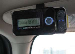 Caller ID Bluetooth Car Kit for Apple iPhone 4  