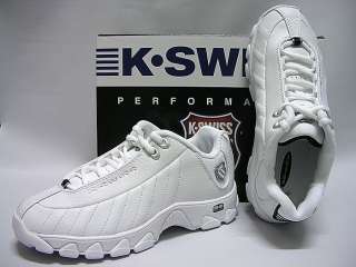 The K Swiss St 329 features a classic jogger shoe profile 