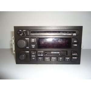    00 01 Oldsmobile Bravada CD Cassette Player Radio