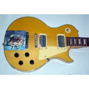  The Beach Boys Brian Wilson Autographed Gold Guitar PSA 