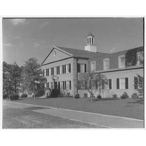  Photo C.W. Post College, Riggs Hall dormitory, Brookville 