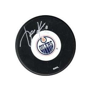  Autographed Jari Kurri Hockey Puck   Autographed NHL Pucks 