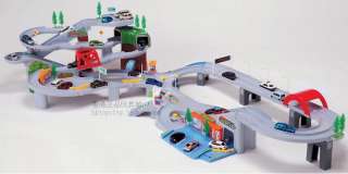 NEW TOMICA SCENE  HIGHWAY LOVELY DRIVING SET (CAN COMBINE WITH 