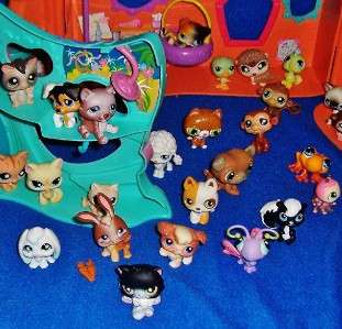   Shop Lot of 64 Retired Pets & 2 Playsets All Great Condition  