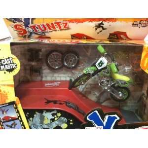   Motocross and Stunt Ramp with Changeable Parts & Tool Set Toys