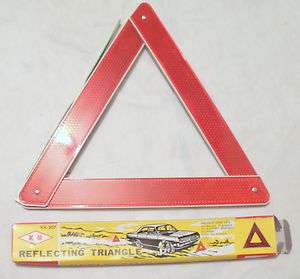ROAD SIDE SAFETY REFLECTIVE TRIANGLE EMERGENCY MARKER FLARE 16 TALL 