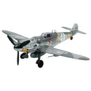   Bf 109 G6 1/24 Scale #1 Ready Built Model Airplane Toys & Games